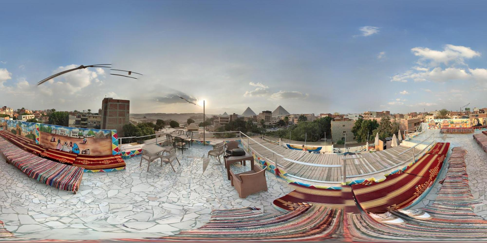 Nefertiti Pyramids View Hotel Kairó Kültér fotó